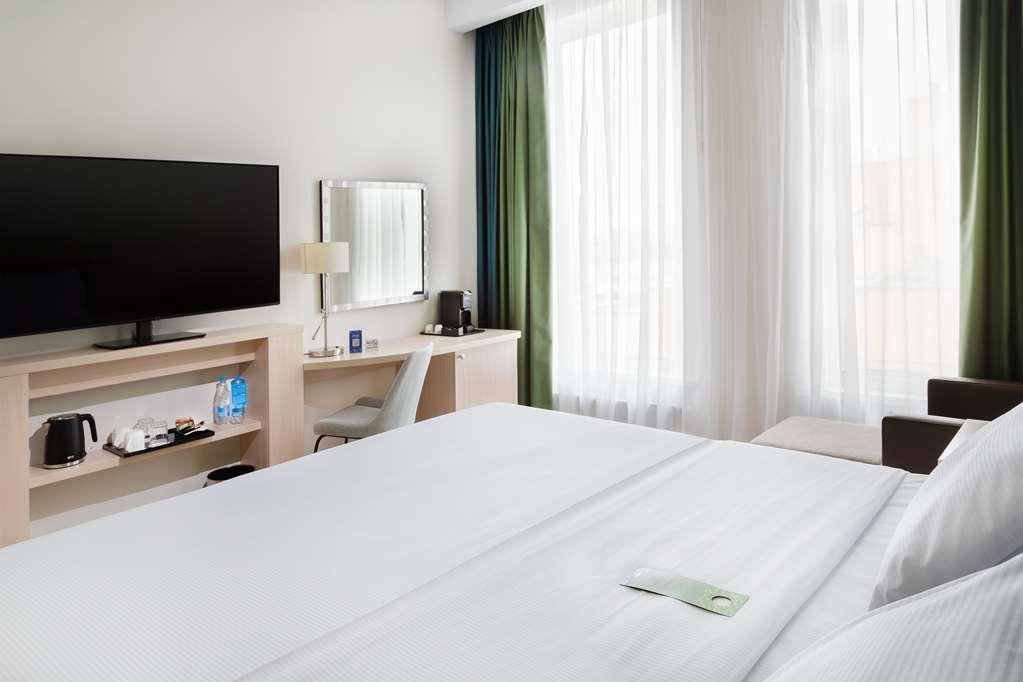 Hampton By Hilton Minsk City Centre Quarto foto